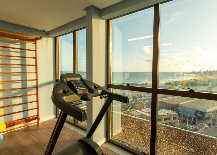 Luxo Na Praia Com Piscina E Ar Condicionado