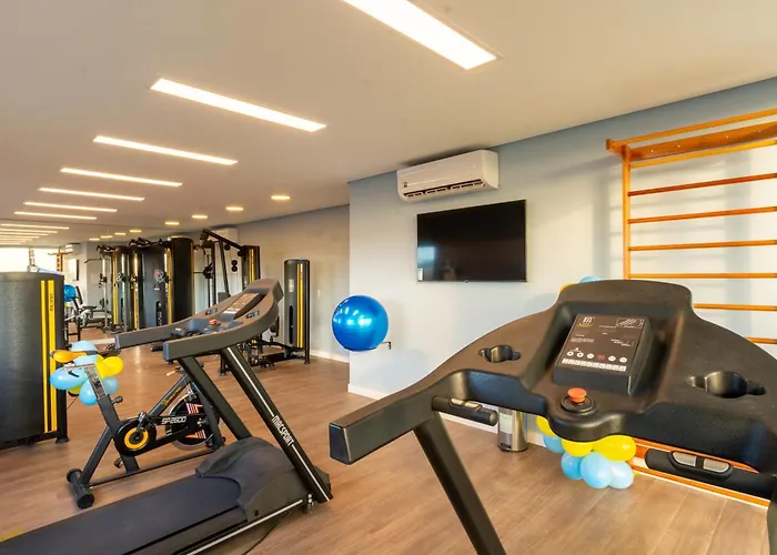 Luxo Na Praia Com Piscina E Ar Condicionado