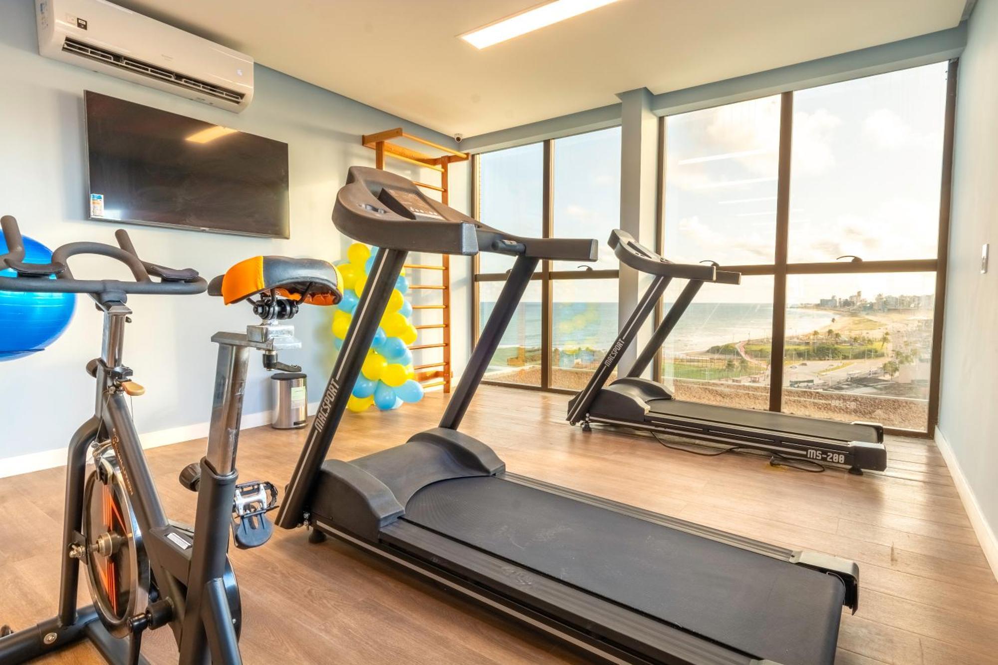 Luxo Na Com Piscina E Ar Condicionado Salvador